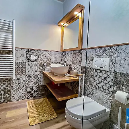 Centre New Modern House * Ασιάγκο