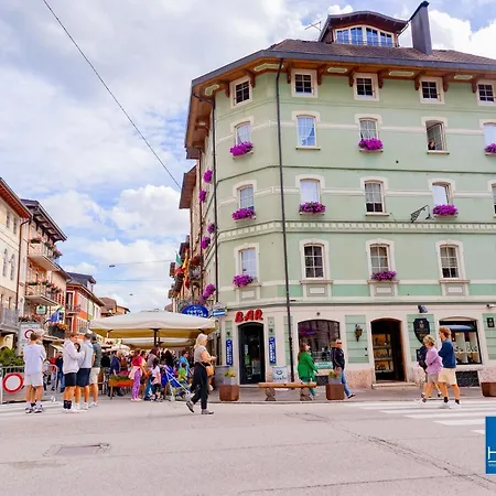 Centre New Modern House Asiago