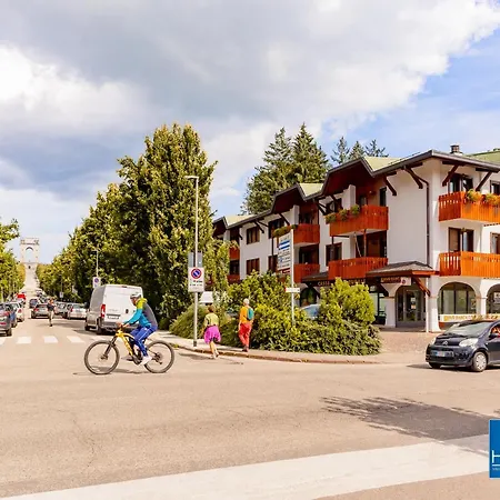 Centre New Modern House Asiago