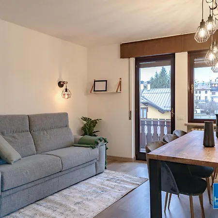 Apartment Centre New Modern House