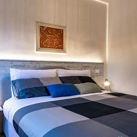 Διαμέρισμα Centre New Modern House *