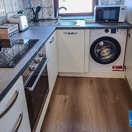 Centre New Modern House 아파트 *