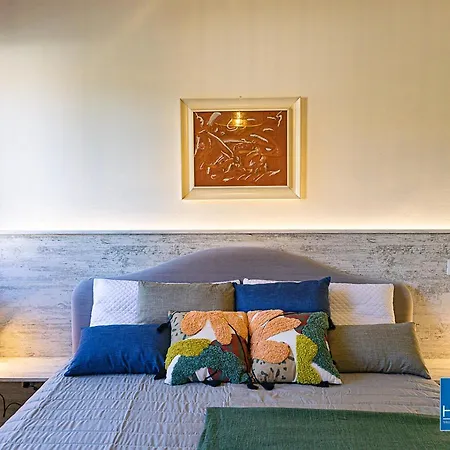 아파트 Centre New Modern House 아지아고